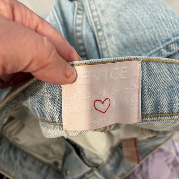 Revise button fly blue jeans - Picture 8 of 11